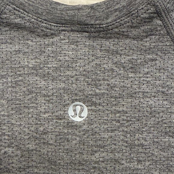 lululemon Swiftly Tech cropped short sleeve - Picture 3 of 4